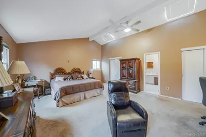 427 Bicycle Path, Port Jefferson, NY 11776 - Photo 28