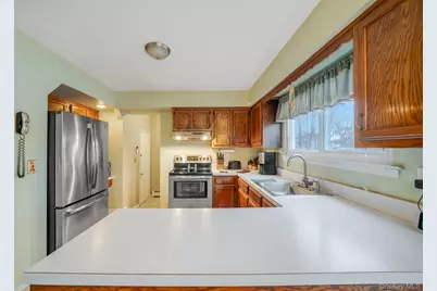 427 Bicycle Path, Port Jefferson, NY 11776 - Photo 22