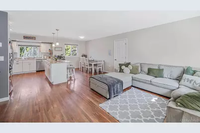 14 Burlington Avenue, Deer Park, NY 11729 - Photo 6