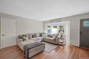 14 Burlington Ave, Deer Park, NY 11729 - Photo 8