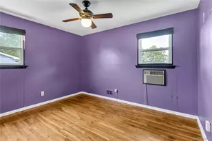 52 Mississippi Ave, Bay Shore, NY 11706 - Photo 10
