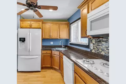 52 Mississippi Avenue, Bay Shore, NY 11706 - Photo 6