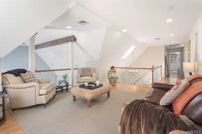 230 Ridgecrest Road, Briarcliff Manor, NY 10510 - Photo 32