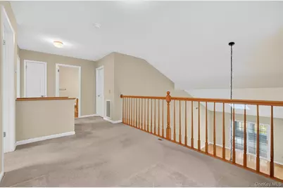 27 Tall Tree Lane, Poughkeepsie, NY 12601 - Photo 18
