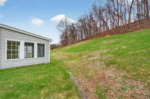27 Tall Tree Ln, Poughkeepsie, NY 12601 - Photo 24