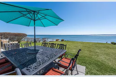 1400 Peconic Bay Boulevard, Jamesport, NY 11947 - Photo 26