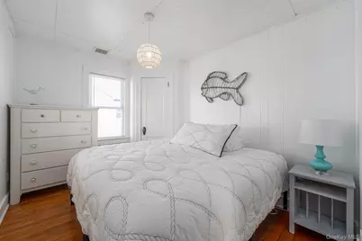 1400 Peconic Bay Boulevard, Jamesport, NY 11947 - Photo 22