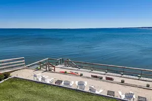 1400 Peconic Bay Blvd, Jamesport, NY 11947 - Photo 40