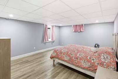 425 Macdonald Avenue, Bellport, NY 11713 - Photo 20