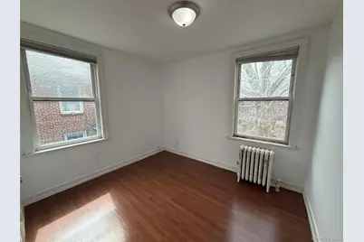 4030 44th Street, Sunnyside, NY 11104 - Photo 4