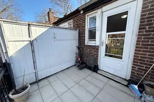 40-30 44th St, Sunnyside, NY 11104 - Photo 18