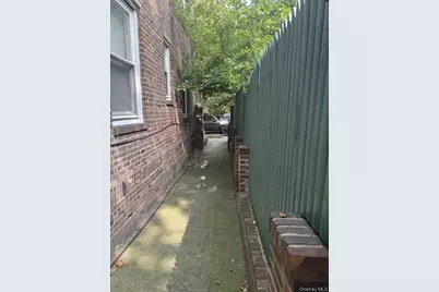 4030 44th Street, Sunnyside, NY 11104 - Photo 12