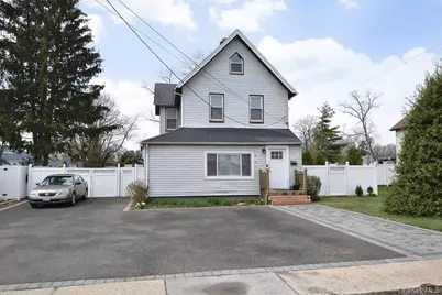 25 Hazel Street, Central Islip, NY 11722 - Photo 2