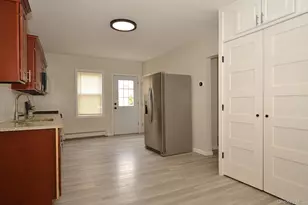 25 Hazel St, Central Islip, NY 11722 - Photo 10