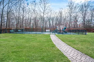 460 Old Town Rd, Port Jefferson Station, NY 11776 - Photo 26