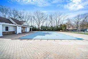 460 Old Town Rd, Port Jefferson Station, NY 11776 - Photo 18