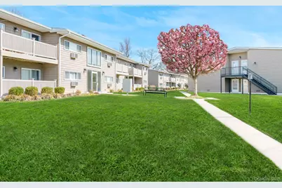 365 Route 111 #B6, Smithtown, NY 11787 - Photo 2