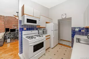 365 Route 111, Smithtown, NY 11787 - Photo 16