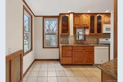 30 Blanchard Avenue, Dobbs Ferry, NY 10522 - Photo 16