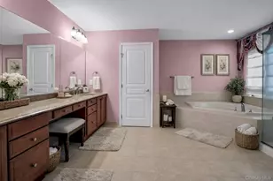 8 Avolet Ct, Mount Sinai, NY 11766 - Photo 20