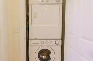 55 1st St, Pelham, NY 10803 - Photo 10