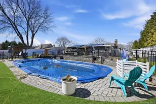 1085 Sipp Ave, Medford, NY 11763 - Photo 32