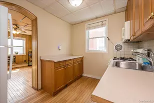 2882 Miles Ave, Bronx, NY 10465 - Photo 10