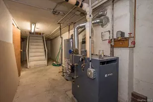 2882 Miles Ave, Bronx, NY 10465 - Photo 18