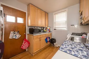 2882 Miles Ave, Bronx, NY 10465 - Photo 8