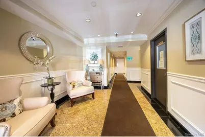 141-16 84th Drive #4B, Briarwood, NY 11435 - Photo 16