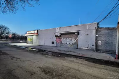 23002 S Conduit Avenue, Springfield Gardens, NY 11413 - Photo 30