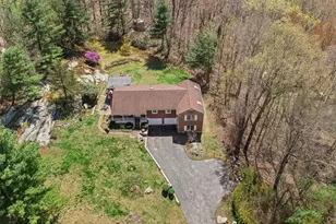 34 Glen Dr, South Salem, NY 10590 - Photo 2