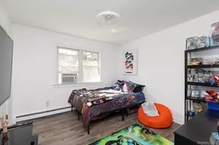 10 Tall Oaks Ct, Manorville, NY 11949 - Photo 12