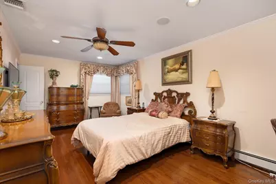 9 Ellis Drive, Syosset, NY 11791 - Photo 12