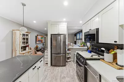 2 Bryant Crescent #1N, White Plains, NY 10605 - Photo 4