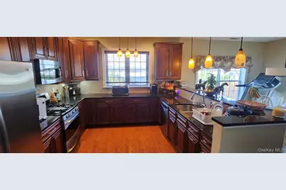 145 Regency Drive, Fishkill, NY 12524 - Photo 8