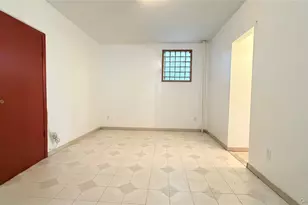 101-54 102nd St, Ozone Park, NY 11416 - Photo 6