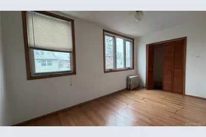 10154 102nd Street, Ozone Park, NY 11416 - Photo 18