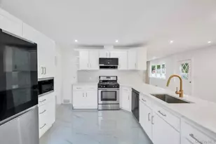 5 Edward Ave, Hicksville, NY 11801 - Photo 8