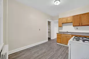 52 Groshon Ave, Yonkers, NY 10701 - Photo 10