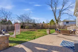 9 Bonaire Dr, Dix Hills, NY 11746 - Photo 30