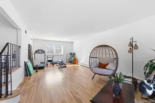 9 Bonaire Dr, Dix Hills, NY 11746 - Photo 10