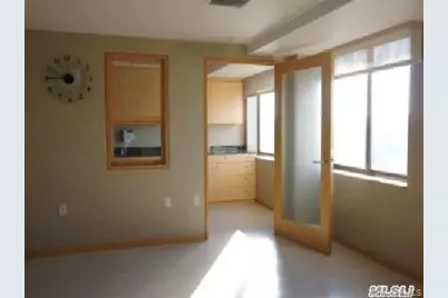 136-40 39 Avenue #6A, Flushing, NY 11354 - Photo 4
