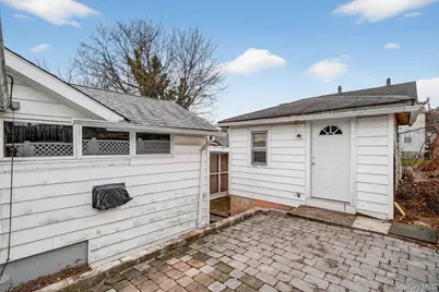 560 Locust Avenue, Port Chester, NY 10573 - Photo 30