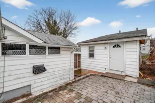 560 Locust Ave, Port Chester, NY 10573 - Photo 30