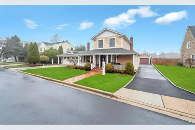 136 Harrison Avenue, Bethpage, NY 11714 - Photo 2