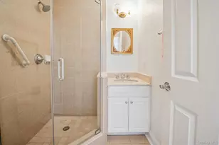55 1st St, Pelham, NY 10803 - Photo 26
