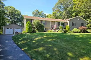 26 Drovers Ln, Brewster, NY 10509 - Photo 2