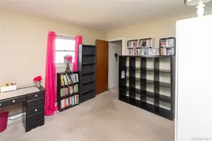 50 Vestal Hills Dr, Kingston, NY 12401 - Photo 10