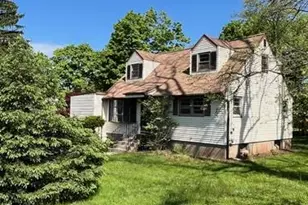 160 E Willow Tree Rd, Spring Valley, NY 10977 - Photo 28